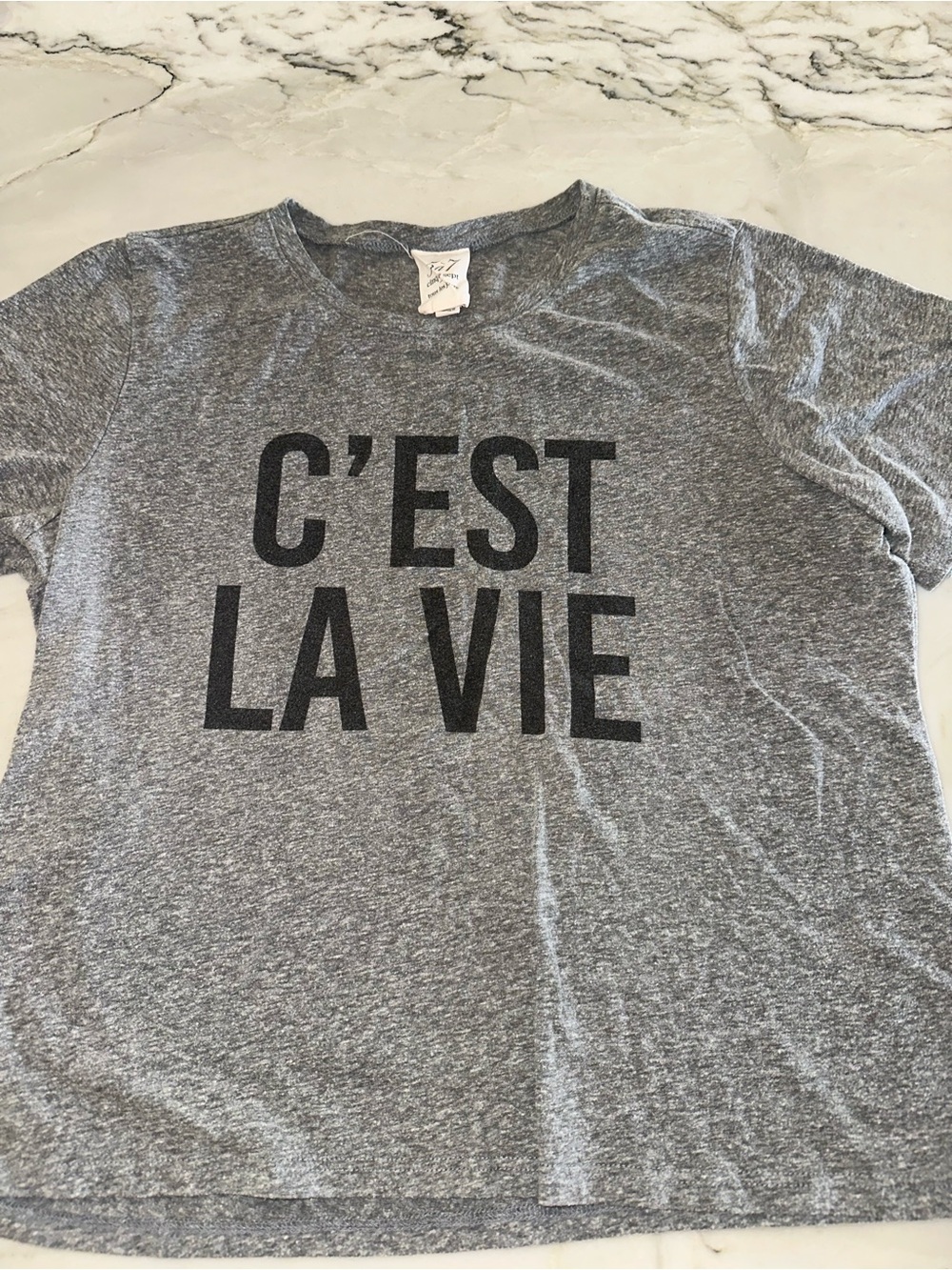 Cinq a sept Gray 'C'EST LA VIE' Graphic Tee